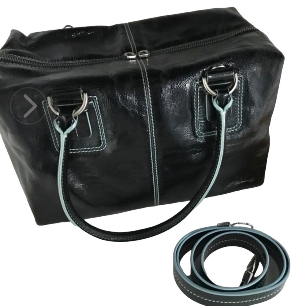 Tod’s black patent leather bag blue detail with removable crossbody strap